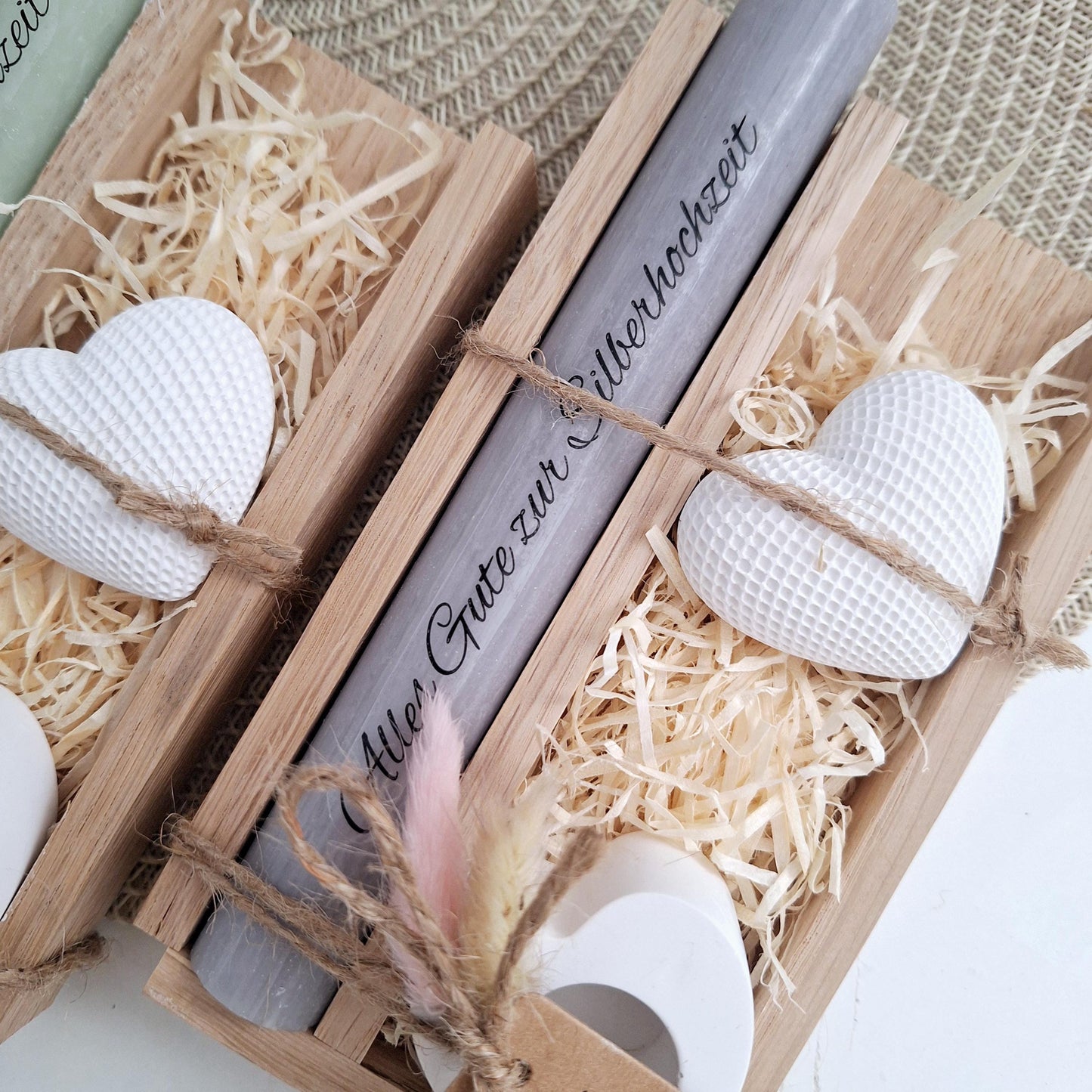 Silberhochzeit Silberhochzeitsgeschenk Dekoherz Kerzenhalter Herz Stabkerze Kerzenbox Holzbox Mitbringsel