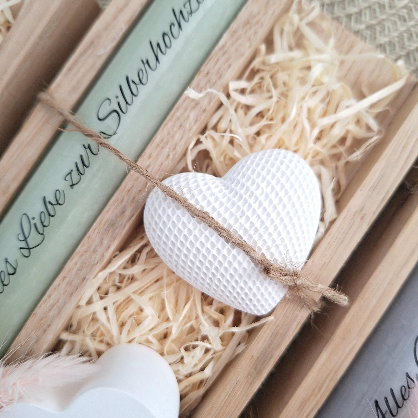 Silberhochzeit Silberhochzeitsgeschenk Dekoherz Kerzenhalter Herz Stabkerze Kerzenbox Holzbox Mitbringsel