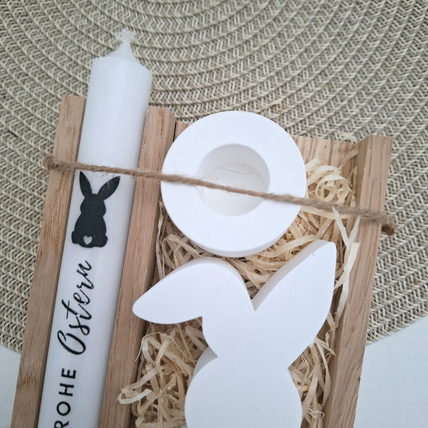 Ostern Geschenkset Ostergeschenk Hase mit Knickohr Kerzenhalter rund Kerzenset Stabkerze Kerzenbox Holzbox Mitbringsel