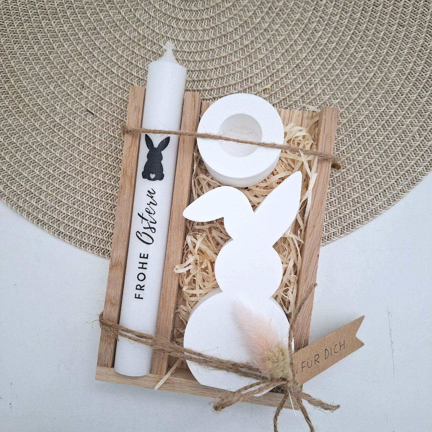 Ostern Geschenkset Ostergeschenk Hase mit Knickohr Kerzenhalter rund Kerzenset Stabkerze Kerzenbox Holzbox Mitbringsel