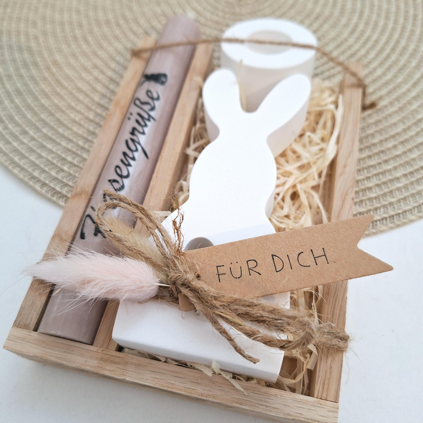 Ostern Geschenkset Ostergeschenk Hase mit Herz groß Kerzenhalter rund Kerzenset Stabkerze Kerzenbox Holzbox Mitbringsel