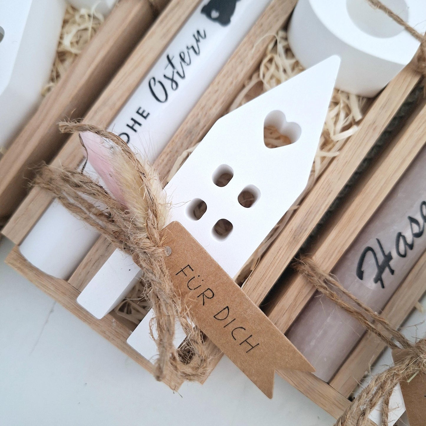 Ostern Geschenkset Ostergeschenk Haus / Lichthaus Kerzenhalter Herz Kerzenset Stabkerze Kerzenbox Holzbox Mitbringsel