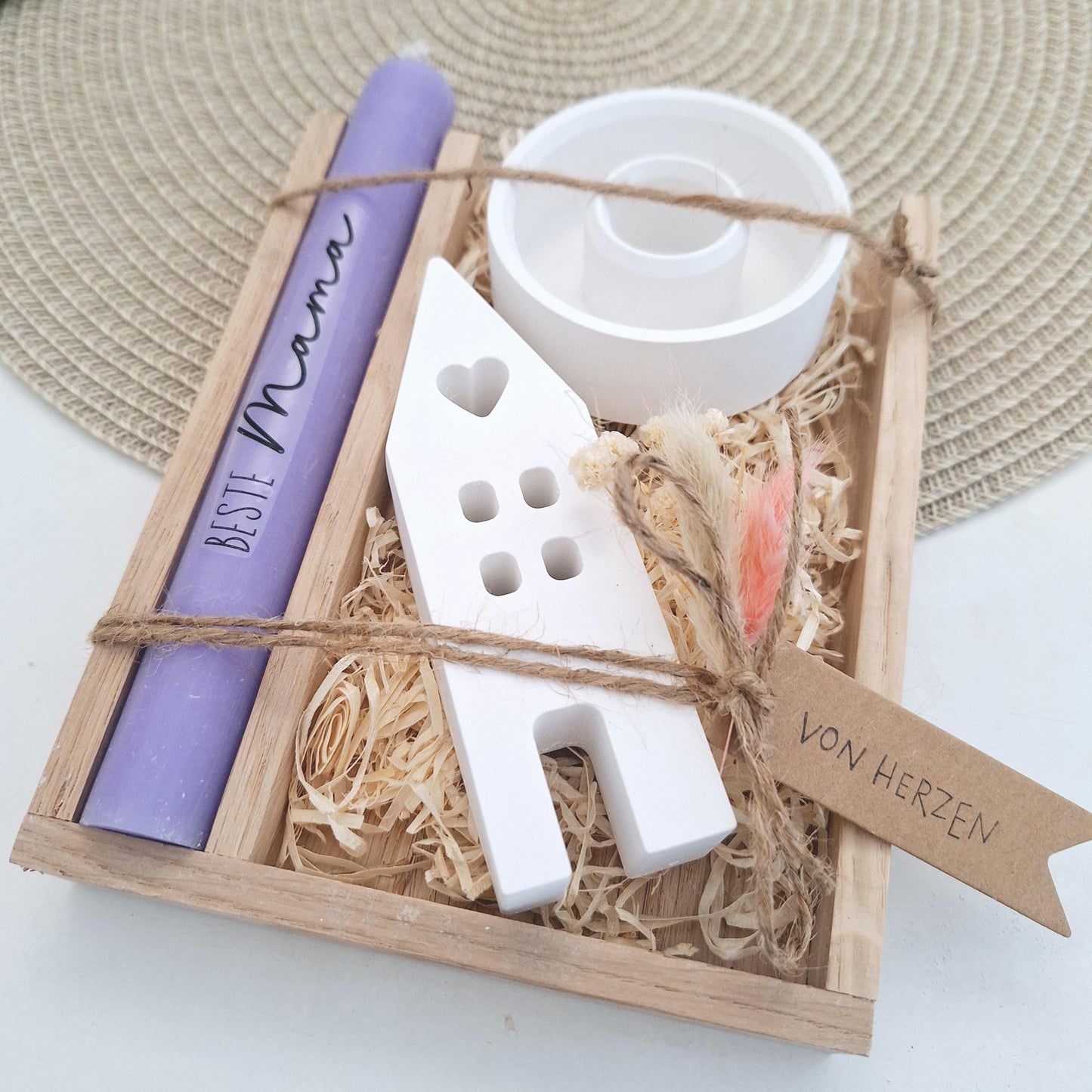 Muttertag Muttertagsgeschenk Haus / Lichthaus Kerzenteller rund Kerzenset für Mama Geschenkset Stabkerze Kerzenbox Holzbox Mitbringsel