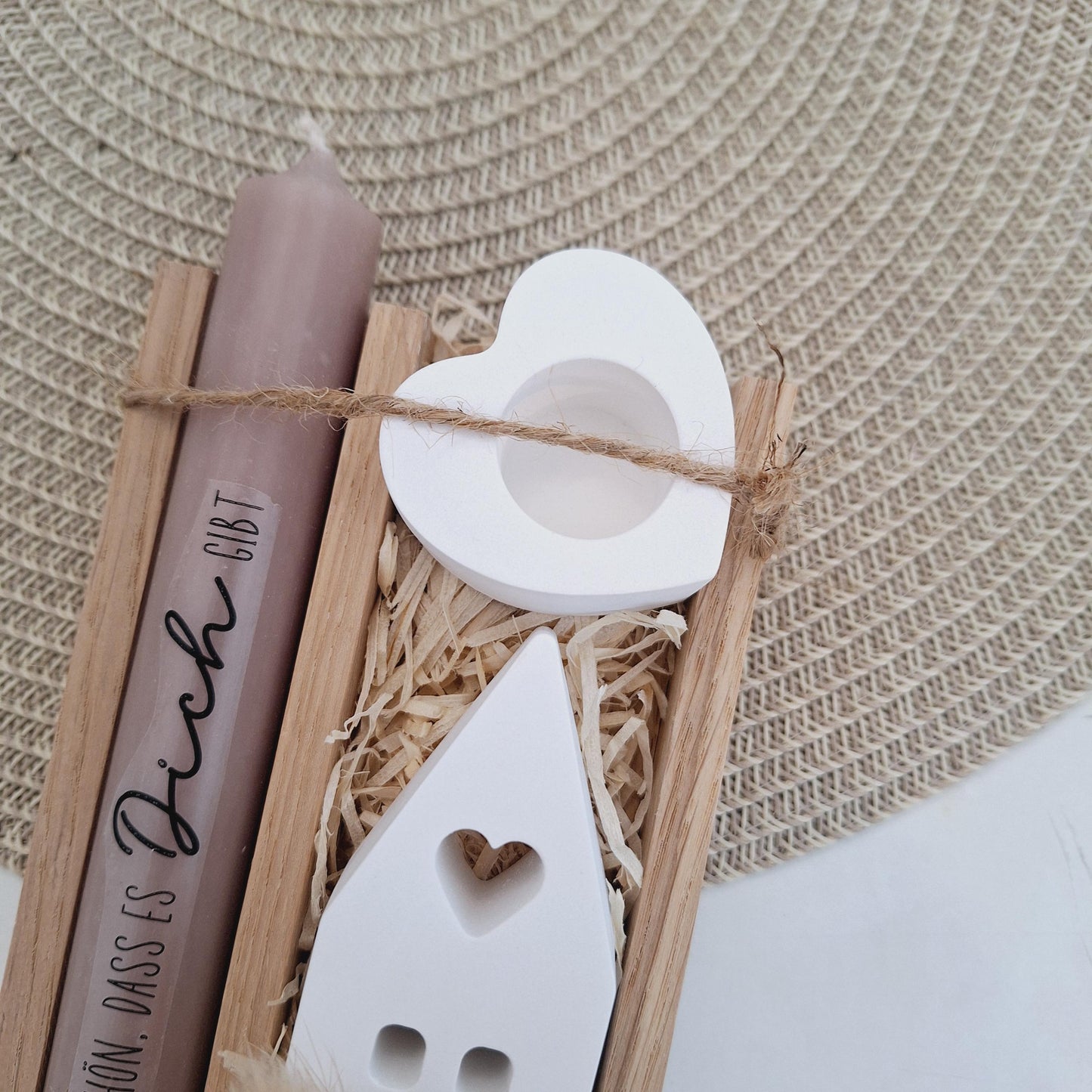 Muttertag Muttertagsgeschenk Haus / Lichthaus Kerzenhalter Herz Kerzenset für Mama Geschenkset Stabkerze Kerzenbox Holzbox Mitbringsel