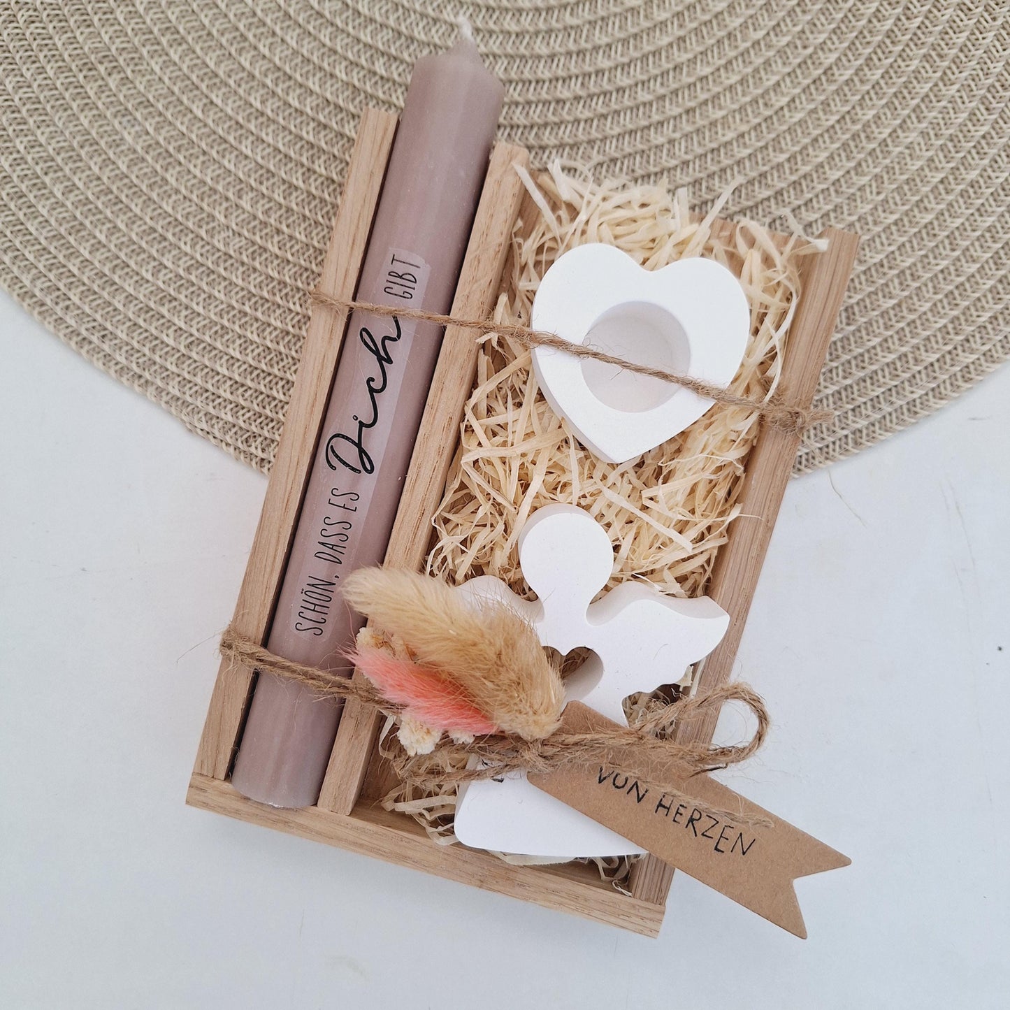 Muttertag Muttertagsgeschenk Engel mit Herz Kerzenhalter Herz Kerzenset für Mama Geschenkset Stabkerze Kerzenbox Holzbox Mitbringsel