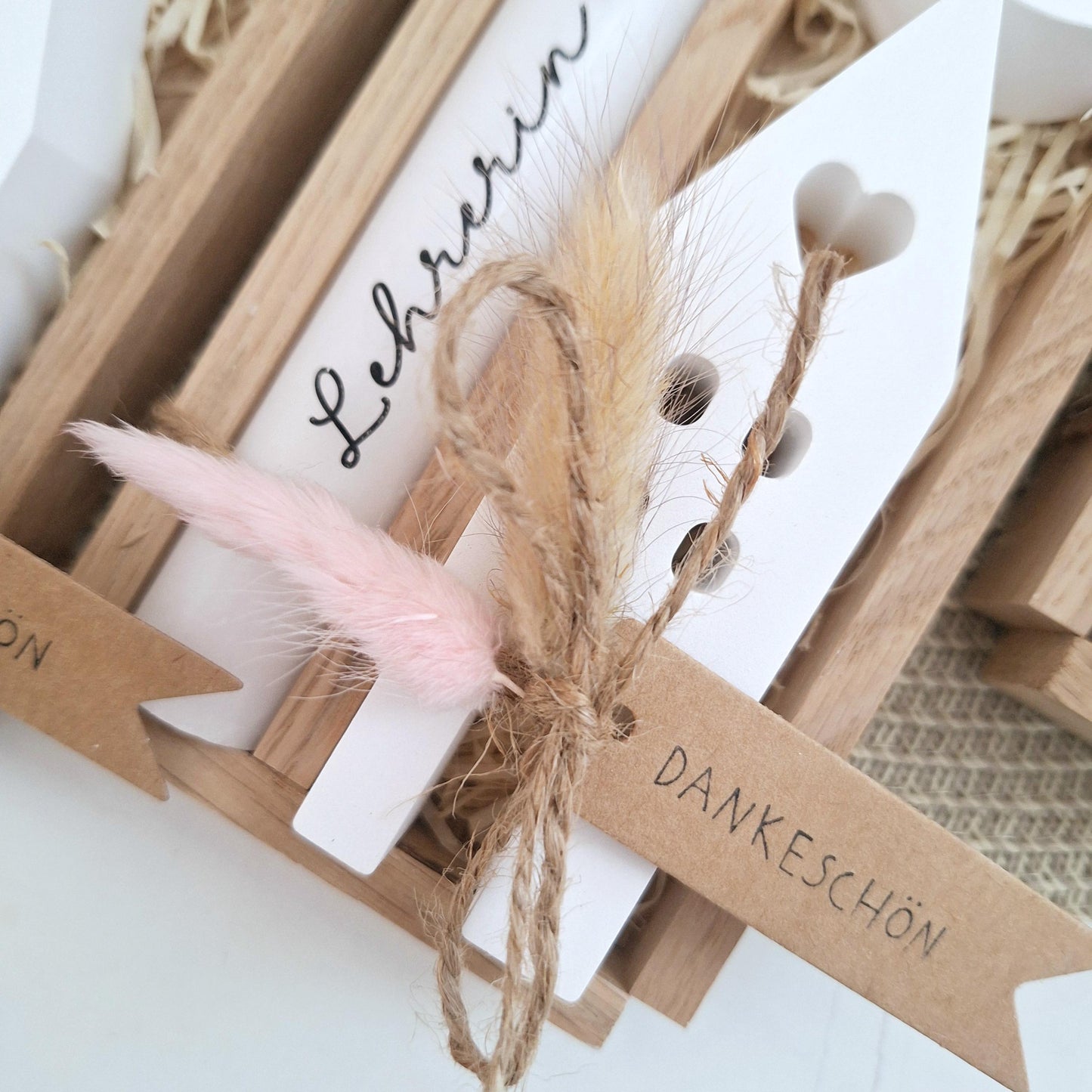 Abschiedsgeschenk Schule Lehrerin mit Herz Lehrer Geschenkset Dankeschön Haus / Lichthaus Kerzenhalter rund Kerzenset Stabkerze Holzbox