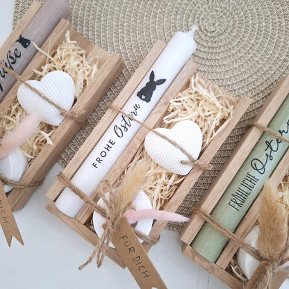 Ostern Ostergeschenk Geschenkset Kerze Kerzenset Dekoherz Kerzenhalter rund Stabkerze Schriftzug Frohe Ostern Osterfest Mitbringsel