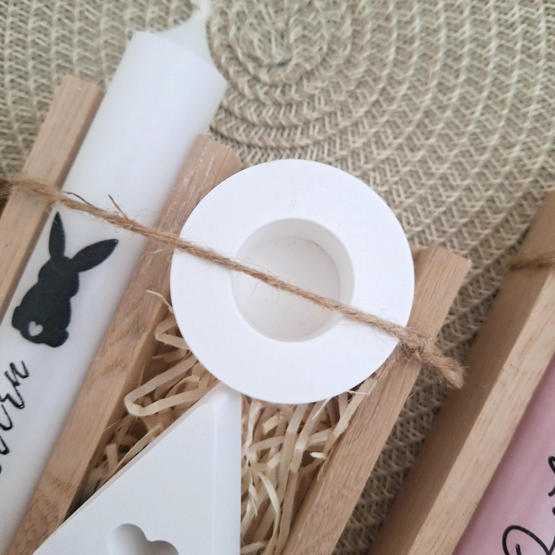 Ostern Geschenkset Ostergeschenk Haus / Lichthaus Kerzenhalter rund Kerzenset Stabkerze Kerzenbox Holzbox Mitbringsel