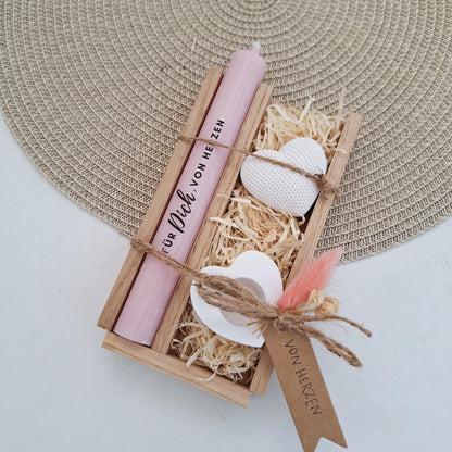Muttertag Muttertagsgeschenk Dekoherz Kerzenhalter Herz Kerzenset für Mama Geschenkset Stabkerze Kerzenbox Holzbox Mitbringsel