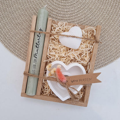 Muttertag Muttertagsgeschenk Dekoherz Kerzenteller Herz Kerzenset für Mama Geschenkset Stabkerze Kerzenbox Holzbox Mitbringsel