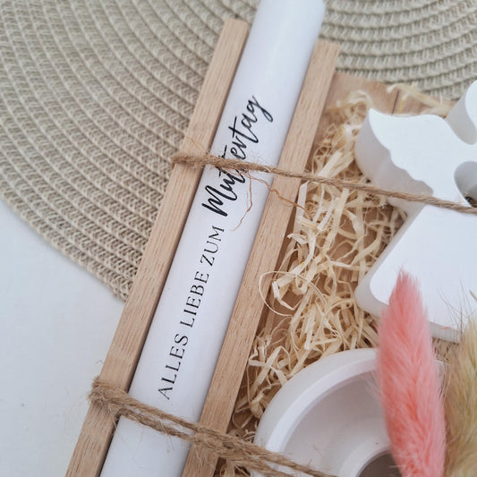 Muttertag Muttertagsgeschenk Engel mit Herz Kerzenteller rund Kerzenset für Mama Geschenkset Stabkerze Kerzenbox Holzbox Mitbringsel