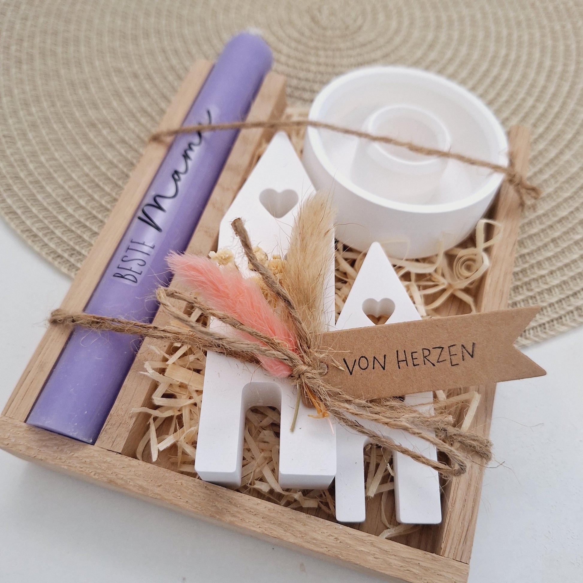 Muttertag Muttertagsgeschenk Häuser / Lichthäuser Kerzenteller rund Kerzenset für Mama Geschenkset Stabkerze Kerzenbox Holzbox Mitbringsel