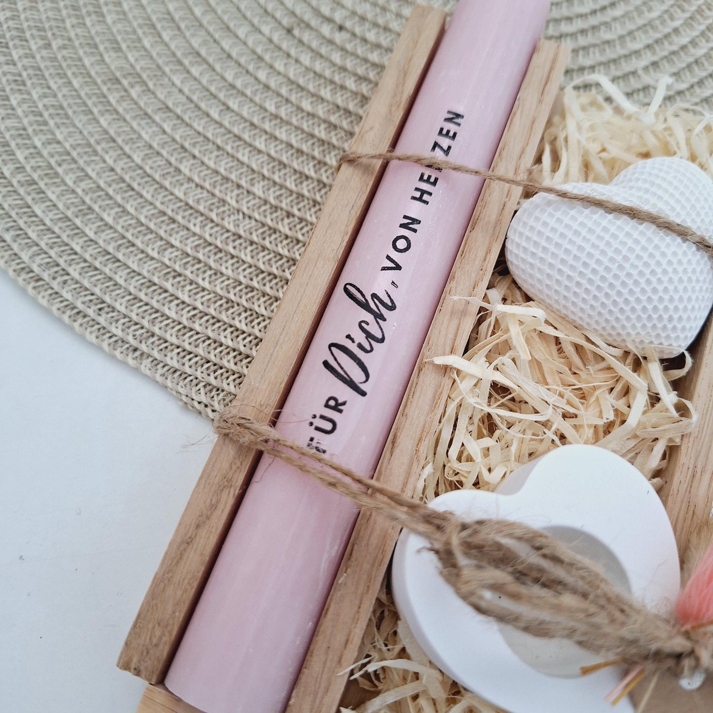 Muttertag Muttertagsgeschenk Dekoherz Kerzenhalter Herz Kerzenset für Mama Geschenkset Stabkerze Kerzenbox Holzbox Mitbringsel