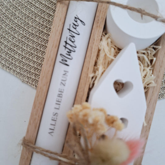 Muttertag Muttertagsgeschenk Haus / Lichthaus Kerzenhalter rund Kerzenset für Mama Geschenkset Stabkerze Kerzenbox Holzbox Mitbringsel